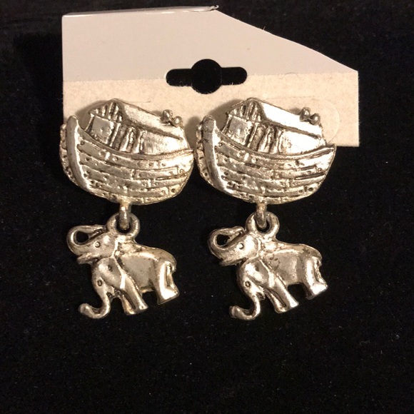 Noah’s Ark Elephant Earrings - Picture 1 of 3